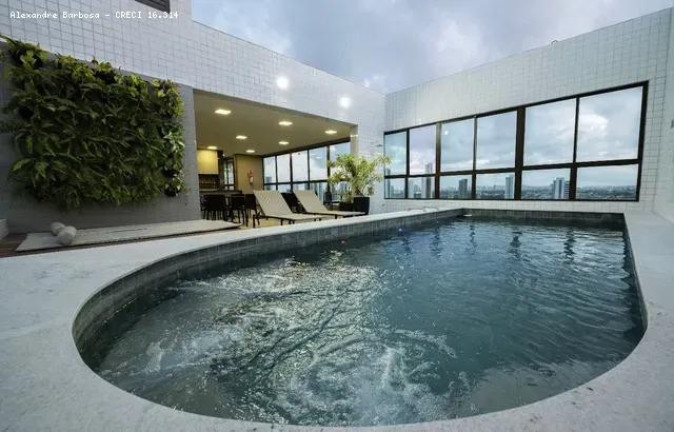 Imagem Apartamento com 2 Quartos à Venda, 50 m² em Madalena - Recife