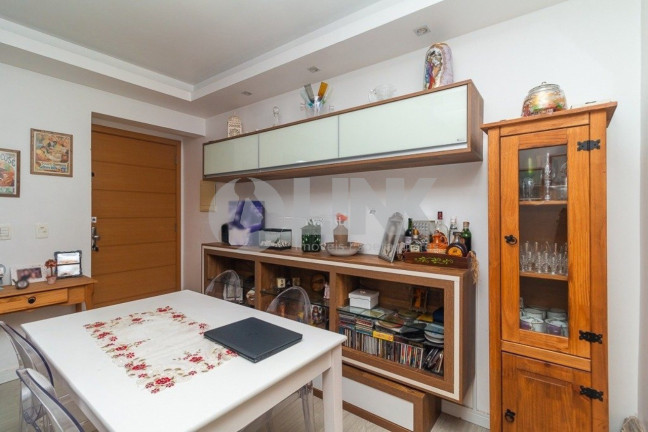 Imagem Apartamento com 2 Quartos à Venda, 68 m² em Menino Deus - Porto Alegre