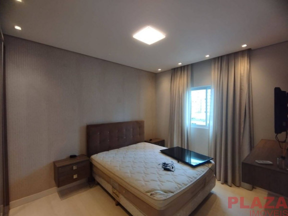 Imagem Apartamento com 3 Quartos para Alugar, 125 m² em Pioneiros - Balneário Camboriú Imagem Apartamento com 3 Quartos para Alugar, 125 m² em Pioneiros - Balneário Camboriú
