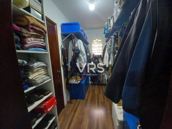 Imagem Casa com 3 Quartos à Venda, 287 m² em Várzea - Teresópolis Imagem Casa com 3 Quartos à Venda, 287 m² em Várzea - Teresópolis