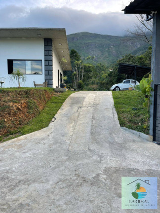 Imagem Casa com 3 Quartos à Venda, 4.000 m² em Cascatinha - Nova Friburgo