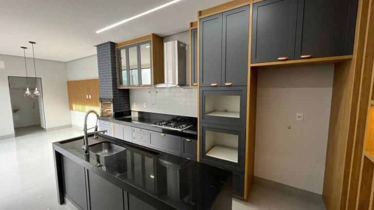 Imagem Casa com 3 Quartos à Venda, 151 m² em Jardim Atlantico - Goiania