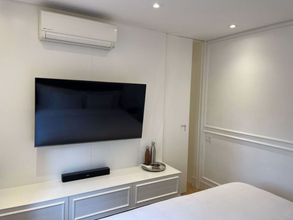 Imagem Apartamento com 3 Quartos à Venda, 144 m² em Campo Belo - São Paulo