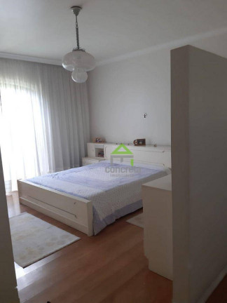 Imagem Casa com 7 Quartos à Venda, 400 m² em Parque Rizzo - Cotia Imagem Casa com 7 Quartos à Venda, 400 m² em Parque Rizzo - Cotia
