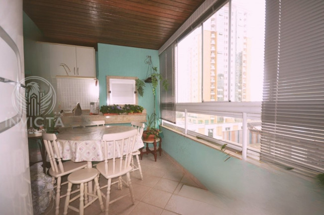 Imagem Apartamento com 3 Quartos à Venda, 100 m² em Centro - Balneário Camboriú Imagem Apartamento com 3 Quartos à Venda, 100 m² em Centro - Balneário Camboriú