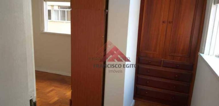 Imagem Apartamento com 1 Quarto à Venda, 50 m² em Centro - Niterói