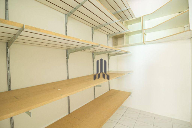 Imagem Casa com 3 Quartos à Venda, 280 m² em Santa Felicidade - Curitiba Imagem Casa com 3 Quartos à Venda, 280 m² em Santa Felicidade - Curitiba