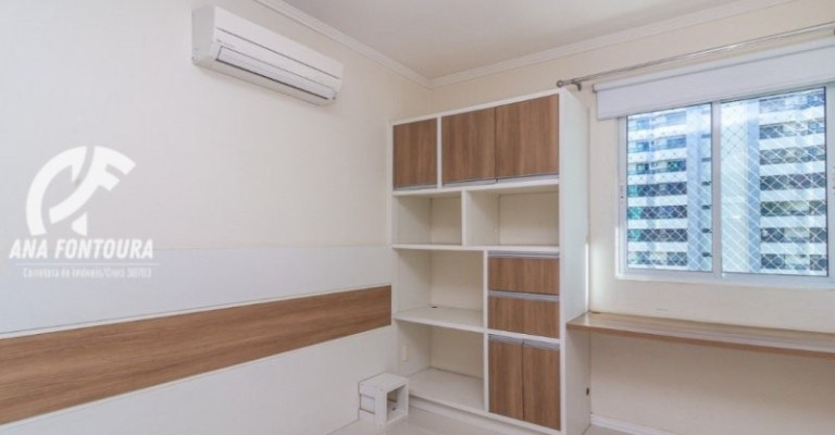 Imagem Apartamento com 4 Quartos à Venda, 123 m² em Centro - Balneário Camboriú Imagem Apartamento com 4 Quartos à Venda, 123 m² em Centro - Balneário Camboriú