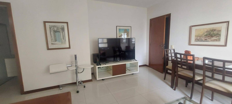 Imagem Apartamento com 2 Quartos à Venda, 77 m² em Centro - Florianópolis