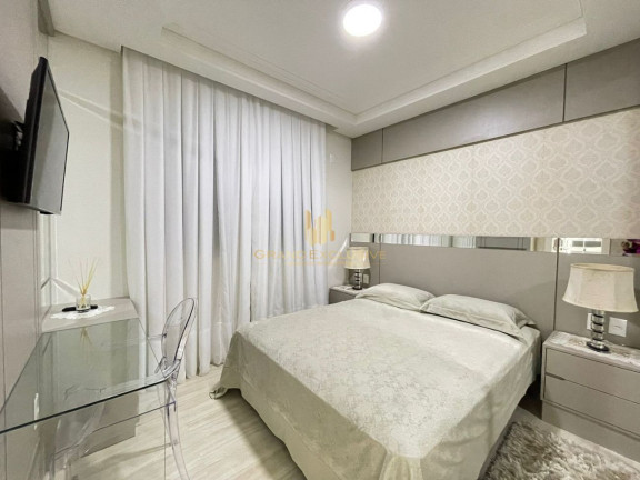Imagem Apartamento com 3 Quartos à Venda, 152 m² em Centro - Balneário Camboriú Imagem Apartamento com 3 Quartos à Venda, 152 m² em Centro - Balneário Camboriú