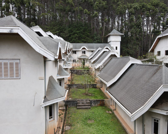 Imagem Imóvel com 30 Quartos à Venda, 1.600 m² em Região Do Jardim Do Embaixador - Campos Do Jordão Imagem Imóvel com 30 Quartos à Venda, 1.600 m² em Região Do Jardim Do Embaixador - Campos Do Jordão
