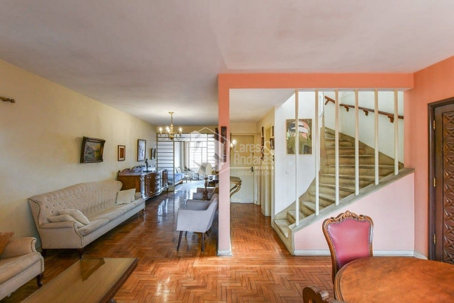 Imagem Casa com 3 Quartos à Venda, 199 m² em Indianópolis - São Paulo Imagem Casa com 3 Quartos à Venda, 199 m² em Indianópolis - São Paulo