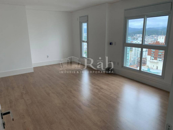 Imagem Cobertura com 3 Quartos à Venda, 335 m² em Centro - Balneário Camboriú Imagem Cobertura com 3 Quartos à Venda, 335 m² em Centro - Balneário Camboriú