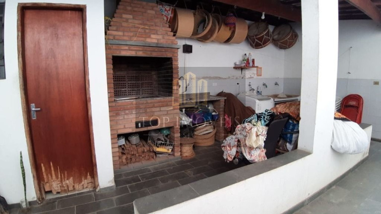 Imagem Casa com 3 Quartos à Venda, 250 m² em Cidade Jardim - Jacareí Imagem Casa com 3 Quartos à Venda, 250 m² em Cidade Jardim - Jacareí