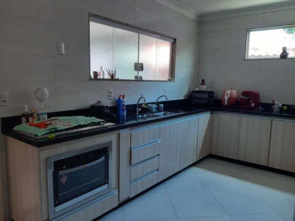 Imagem Casa com 4 Quartos à Venda, 250 m² em Glória - Macaé Imagem Casa com 4 Quartos à Venda, 250 m² em Glória - Macaé