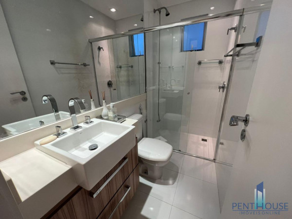 Imagem Apartamento com 3 Quartos à Venda, 130 m² em Pioneiros - Balneário Camboriú