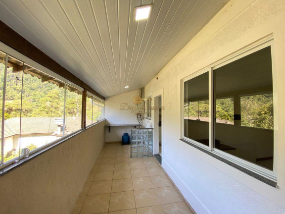 Imagem Casa com 3 Quartos à Venda, 128 m² em Granja Guarani - Teresópolis Imagem Casa com 3 Quartos à Venda, 128 m² em Granja Guarani - Teresópolis