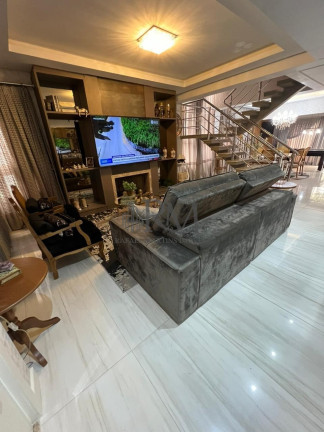 Imóvel com 3 Quartos à Venda, 240 m² em Pedra Branca - Palhoça