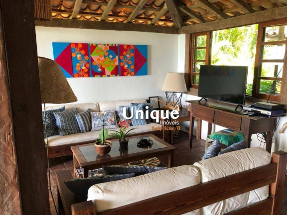 Imagem Casa com 6 Quartos à Venda, 300 m² em Manguinhos - Armação Dos Búzios Imagem Casa com 6 Quartos à Venda, 300 m² em Manguinhos - Armação Dos Búzios