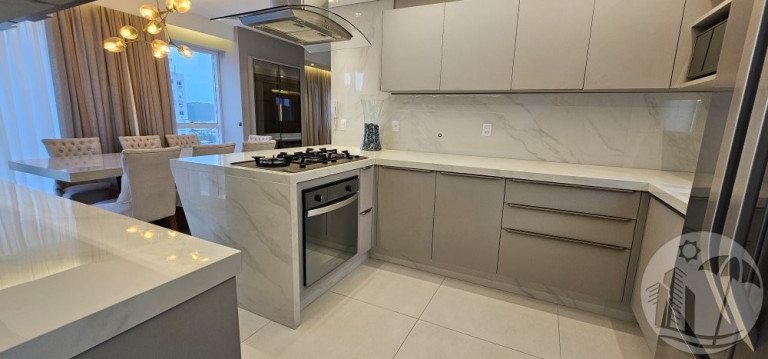 Imagem Apartamento com 5 Quartos à Venda, 261 m² em Centro - Balneário Camboriú