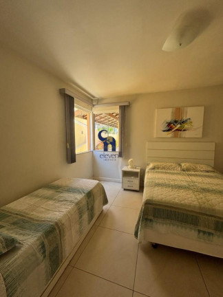 Imagem Casa com 5 Quartos à Venda, 360 m² em Vilas Do Atlantico - Lauro De Freitas Imagem Casa com 5 Quartos à Venda, 360 m² em Vilas Do Atlantico - Lauro De Freitas