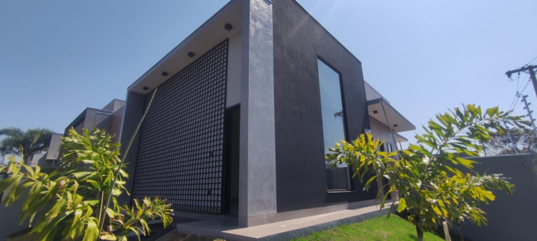 Imagem Casa com 3 Quartos à Venda, 226 m² em Jardim Higienópolis - Maringa Imagem Casa com 3 Quartos à Venda, 226 m² em Jardim Higienópolis - Maringa