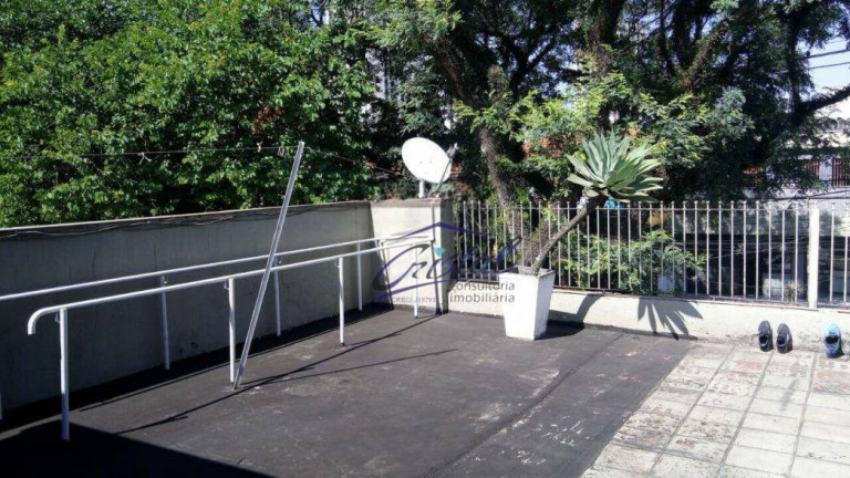 Casa com 3 Quartos à Venda, 200 m² em Jardim Bonfiglioli - São Paulo