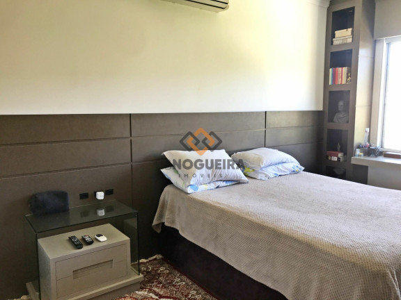 Imagem Casa com 4 Quartos à Venda, 439 m² em Córrego Grande - Florianópolis