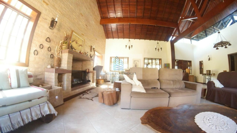 Imagem Imóvel com 4 Quartos à Venda, 168.000 m² em Sambê - Rio Bonito Imagem Imóvel com 4 Quartos à Venda, 168.000 m² em Sambê - Rio Bonito