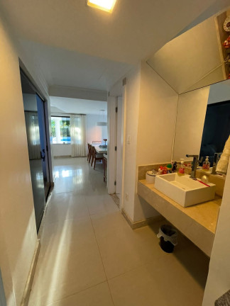 Imagem Casa com 3 Quartos à Venda, 250 m² em Buraquinho - Lauro De Freitas Imagem Casa com 3 Quartos à Venda, 250 m² em Buraquinho - Lauro De Freitas