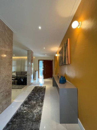 Imagem Casa com 4 Quartos à Venda, 320 m² em Pousada Dos Bandeirantes - Carapicuíba Imagem Casa com 4 Quartos à Venda, 320 m² em Pousada Dos Bandeirantes - Carapicuíba