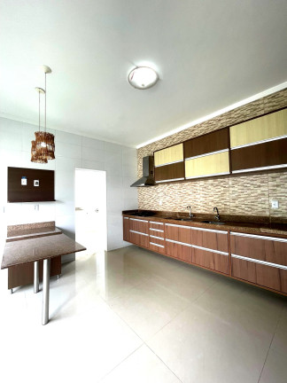 Imagem Casa com 4 Quartos à Venda, 256 m² em Alphaville 1 - Salvador Imagem Casa com 4 Quartos à Venda, 256 m² em Alphaville 1 - Salvador