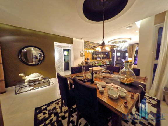 Imagem Apartamento com 3 Quartos à Venda, 158 m² em Centro - Balneário Camboriú