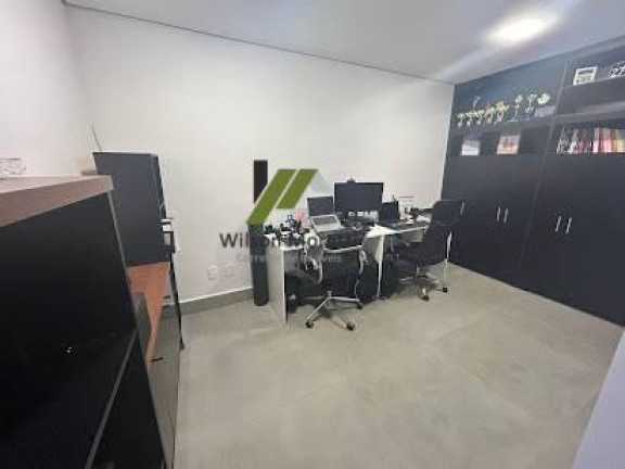 Imagem Casa de Condomínio com 3 Quartos à Venda, 246 m²