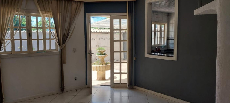 Imagem Casa à Venda, em Ampliação - Itaboraí Imagem Casa à Venda, em Ampliação - Itaboraí