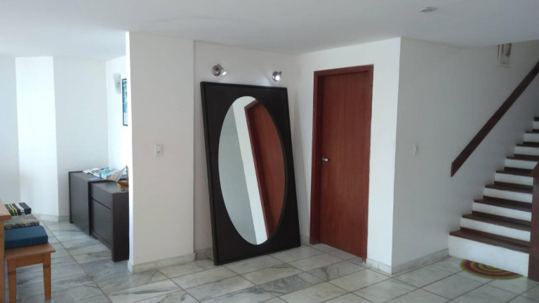 Imagem Casa com 9 Quartos à Venda, 500 m² em Pontal Do Atalaia - Arraial Do Cabo Imagem Casa com 9 Quartos à Venda, 500 m² em Pontal Do Atalaia - Arraial Do Cabo