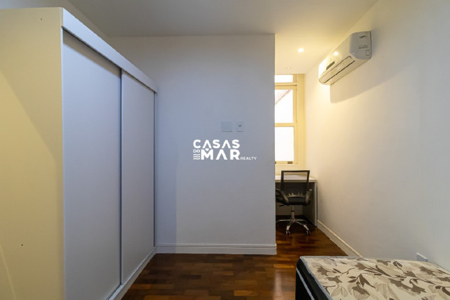 Imagem Imóvel com 2 Quartos à Venda, 80 m² em Copacabana - Rio De Janeiro