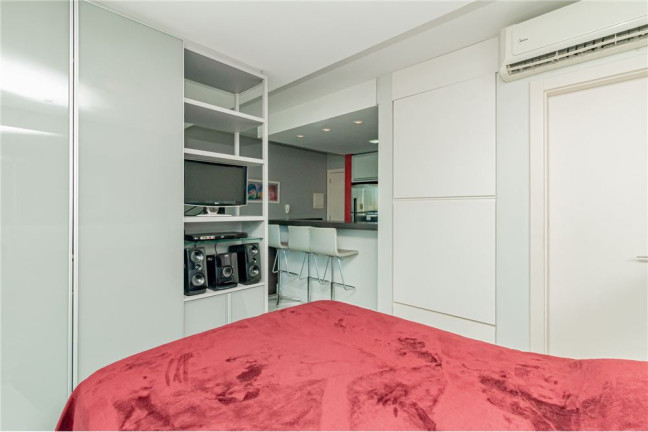Imagem Imóvel com 1 Quarto à Venda,  em Três Figueiras - Porto Alegre