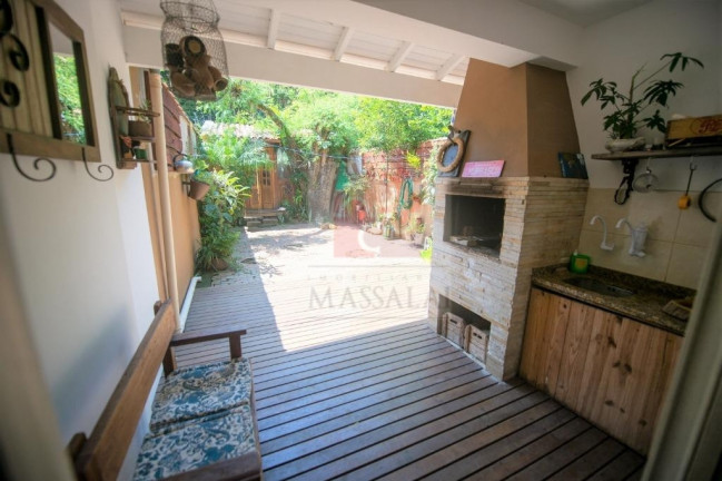 Imagem Casa com 3 Quartos à Venda, 139 m² em Serraria - Porto Alegre Imagem Casa com 3 Quartos à Venda, 139 m² em Serraria - Porto Alegre