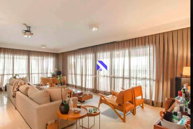 Imagem Apartamento com 4 Quartos à Venda, 305 m² em Moema - São Paulo