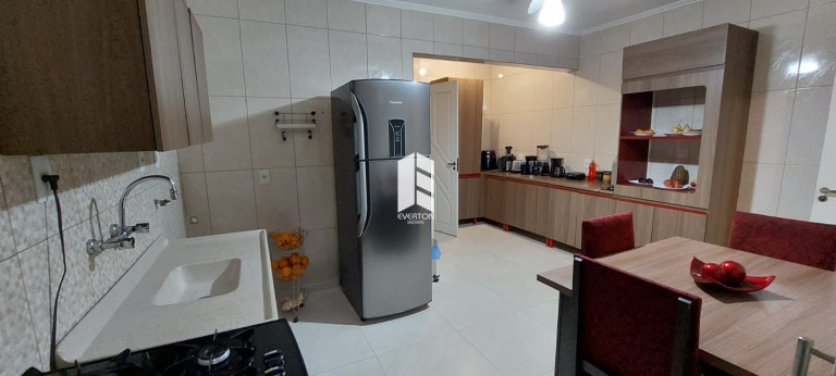 Imagem Casa com 3 Quartos à Venda, 188 m² em Noal - Santa Maria