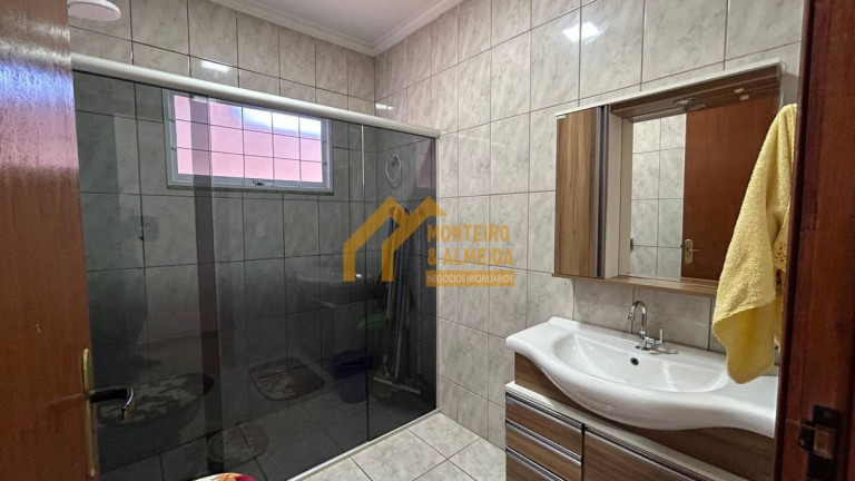 Imagem Casa com 3 Quartos à Venda, 200 m² em Jardim Bela Vista - Itapetininga Imagem Casa com 3 Quartos à Venda, 200 m² em Jardim Bela Vista - Itapetininga
