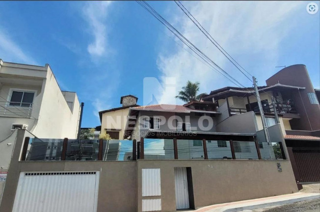 Casa com 2 Quartos à Venda, 178 m² em Ariribá - Balneario Camboriu