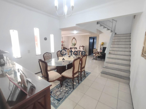 Imagem Casa com 4 Quartos à Venda, 300 m² em Cocó - Fortaleza Imagem Casa com 4 Quartos à Venda, 300 m² em Cocó - Fortaleza