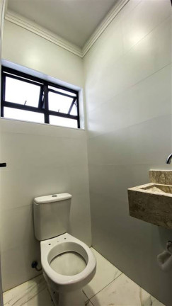Imagem Casa com 3 Quartos à Venda, 185 m² em Caiçara - Praia Grande Imagem Casa com 3 Quartos à Venda, 185 m² em Caiçara - Praia Grande
