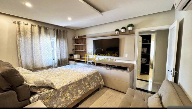 Imagem Casa com 4 Quartos à Venda, 500 m² em Balneário Flórida - Praia Grande Imagem Casa com 4 Quartos à Venda, 500 m² em Balneário Flórida - Praia Grande