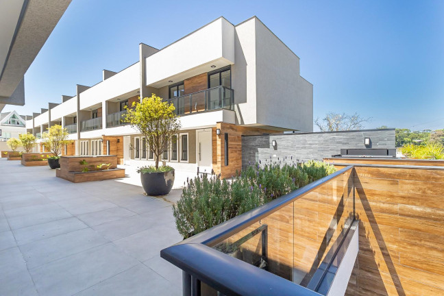 Imagem Casa de Condomínio com 3 Quartos à Venda, 294 m² em Santo Inácio - Curitiba Imagem Casa de Condomínio com 3 Quartos à Venda, 294 m² em Santo Inácio - Curitiba
