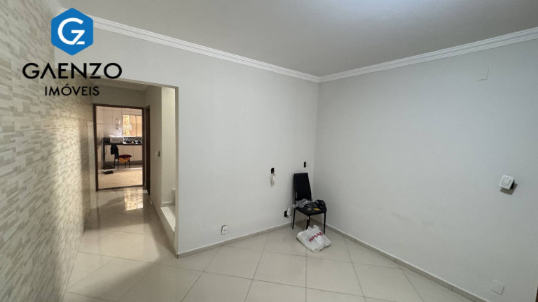 Imagem Sobrado com 3 Quartos à Venda, 120 m² em Umuarama - Osasco