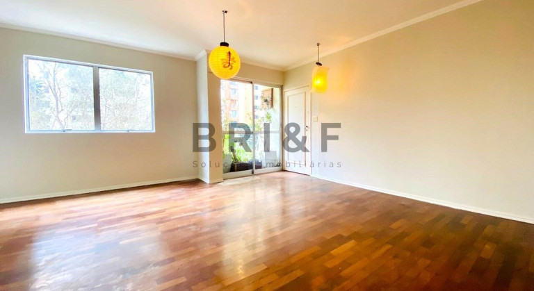 Apartamento com 3 Quartos à Venda, 110 m² em Moema - São Paulo
