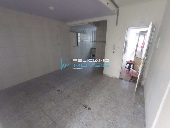 Imagem Kitnet à Venda, 32 m² em Boqueirão - Praia Grande Imagem Kitnet à Venda, 32 m² em Boqueirão - Praia Grande